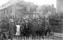 Zeppelin Raid 1915 CREDIT: Bob Collis
